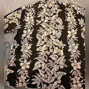 Kahala Mens XL Short Sleeve  Black & Beige Hibiscus Hawaiian Shirt  Cotton
